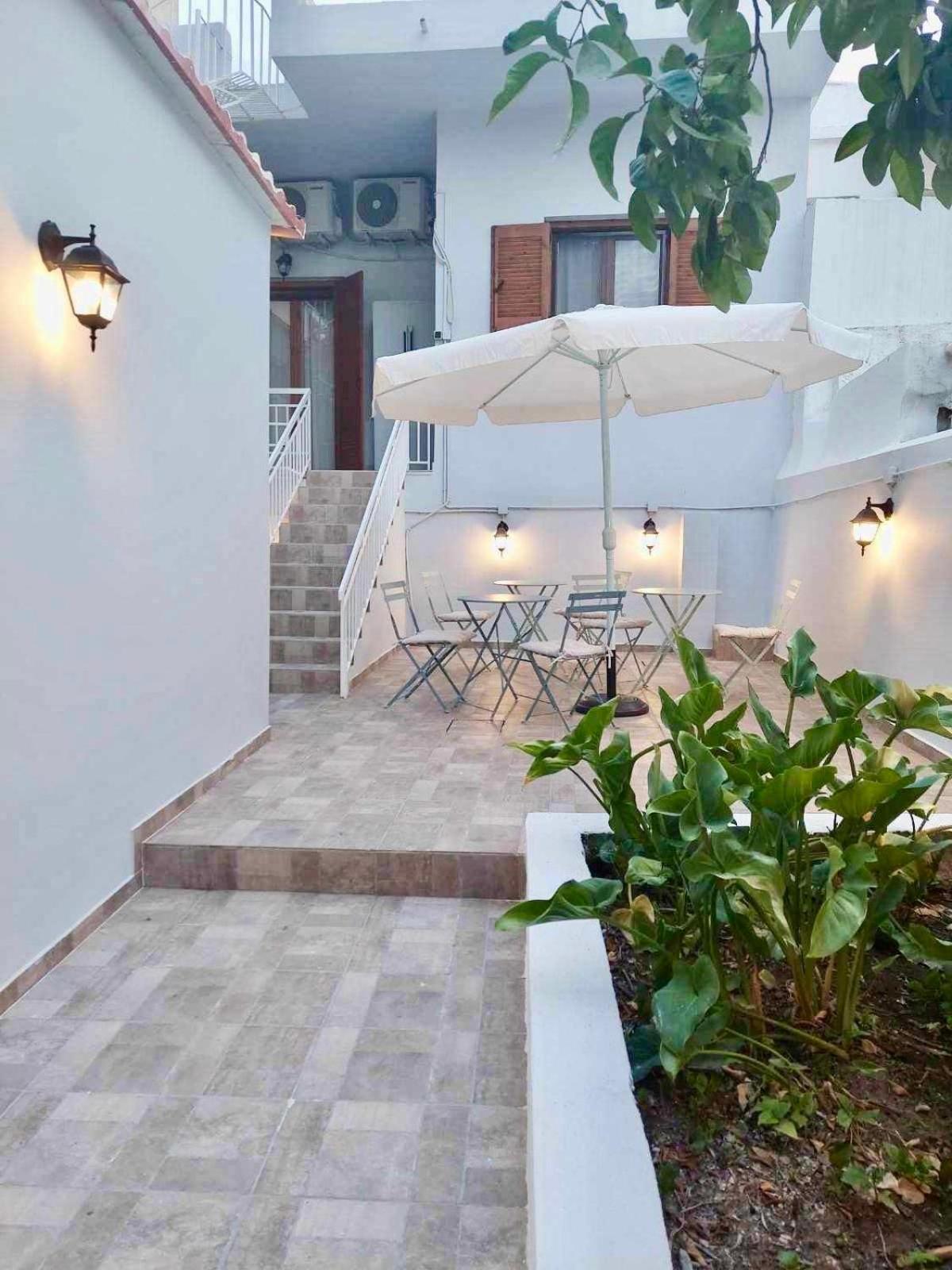 Utopia Suites 3 Aegina Екстериор снимка